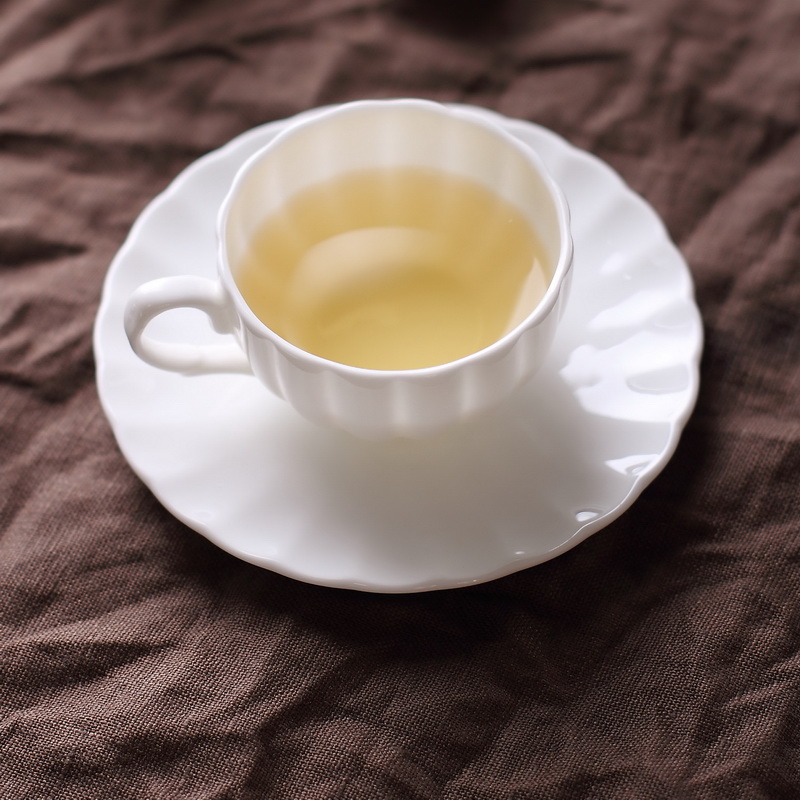 Ceramic Fashion Coffee Cup Disc Suit British Red Tea Cup Milk Cup Water Glass Creative Minimalist White Bone Porcelain Cup