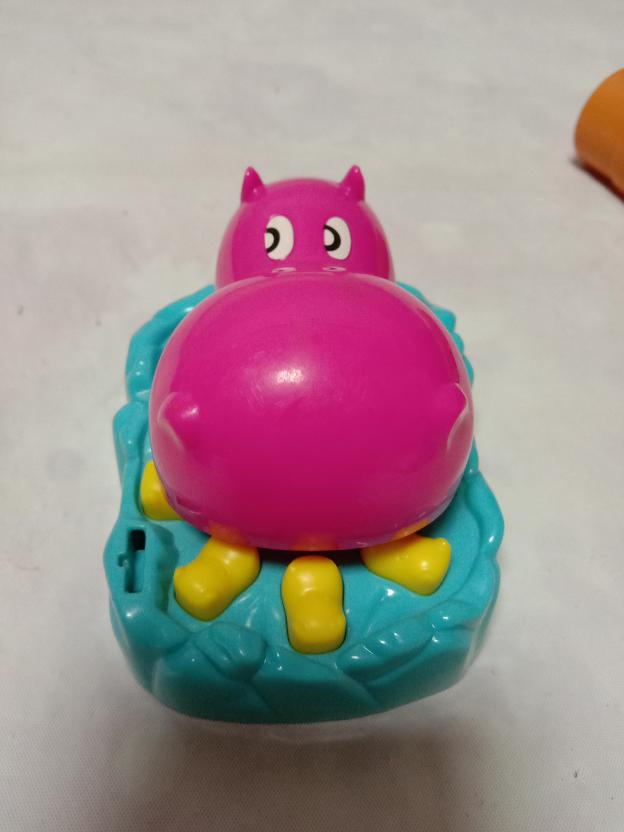 KFC 2007 toy (the spring is not working well, see picture for description) box 31