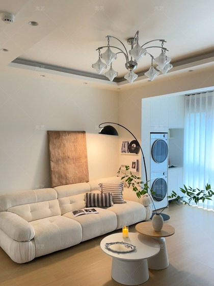 Bauhaus Star Living Room Chandelier 2026 New Main Light Creative Korean Style High-End French Bedroom Chandelier