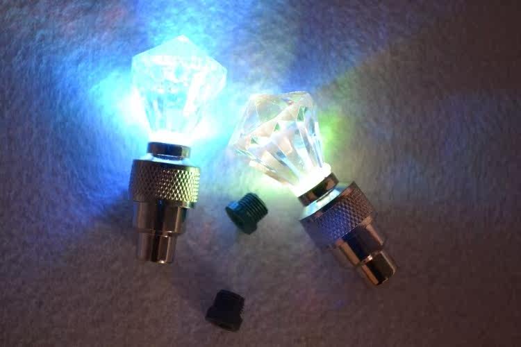 Lumière vélo - feux de Valve - Ref 2403995 Image 7