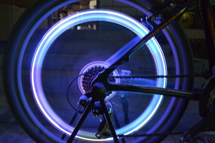 Lumière vélo - feux de Valve - Ref 2403995 Image 16