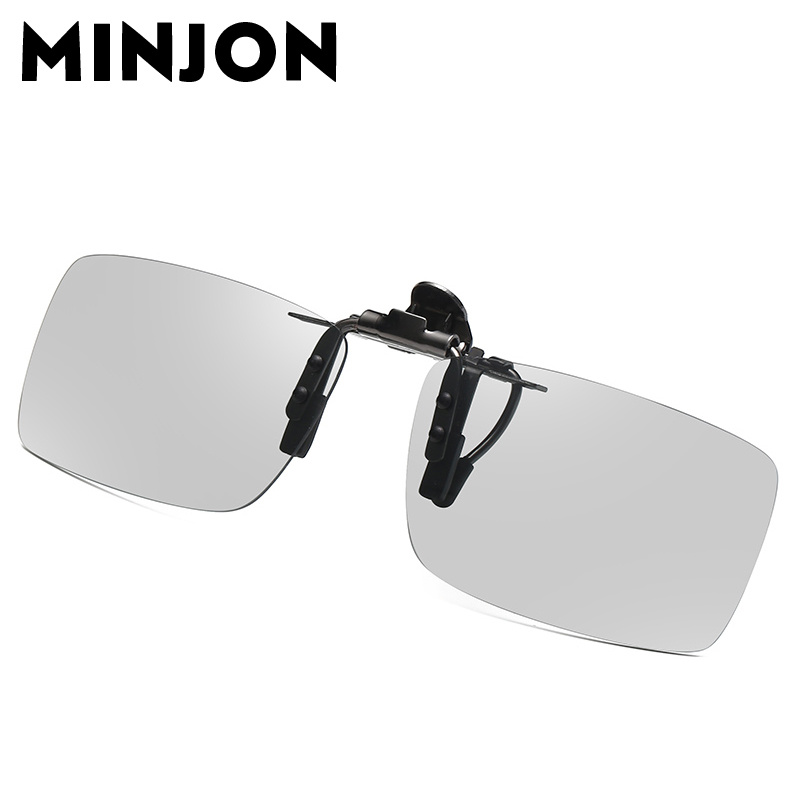 2022 new discoloration sunglasses male anti-UV day and night dual purpose sun glasses female drive special polarizing mirror clip sheet