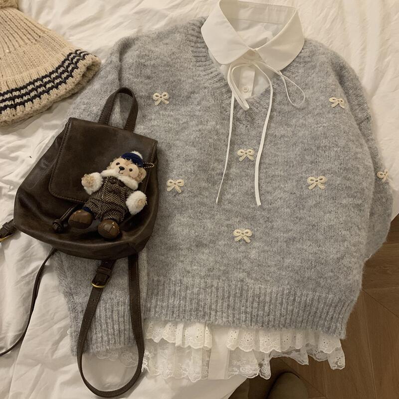 Spring and Autumn Soft Jacquard Bow V-Neck Gray Sweater for Women, Japanese Sweet Loose Lazy Knit Top for Winter