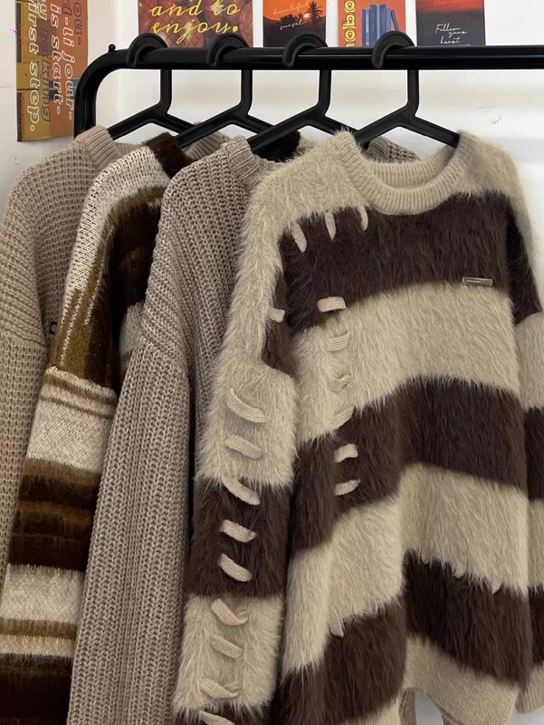 Soft Mink Velvet Striped Color-Block Sweater for Women, Spring and Autumn, Loose Design, Niche Lazy Style Knit Top Soft Mink Velvet Striped Color-Block Sweater for Women, Spring and Autumn, Loose Design, Niche Lazy Style Knit Top