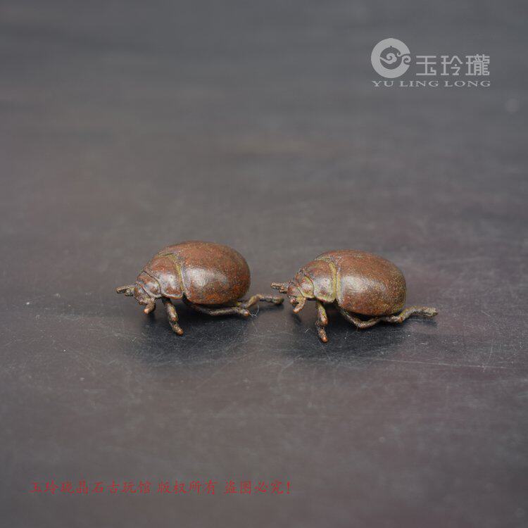 Copper Beetle A pair of pure copper micro-carved Japanese tea ceremony copper tea pet ornaments tea art antique bronze carving antique bronze ware