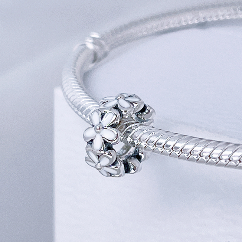 In Stock Pandora Official Website Genuine 925 Silver Bracelet Beads White Enamel Daisy 791495En12 In Stock Pandora Official Website Genuine 925 Silver Bracelet Beads White Enamel Daisy 791495En12