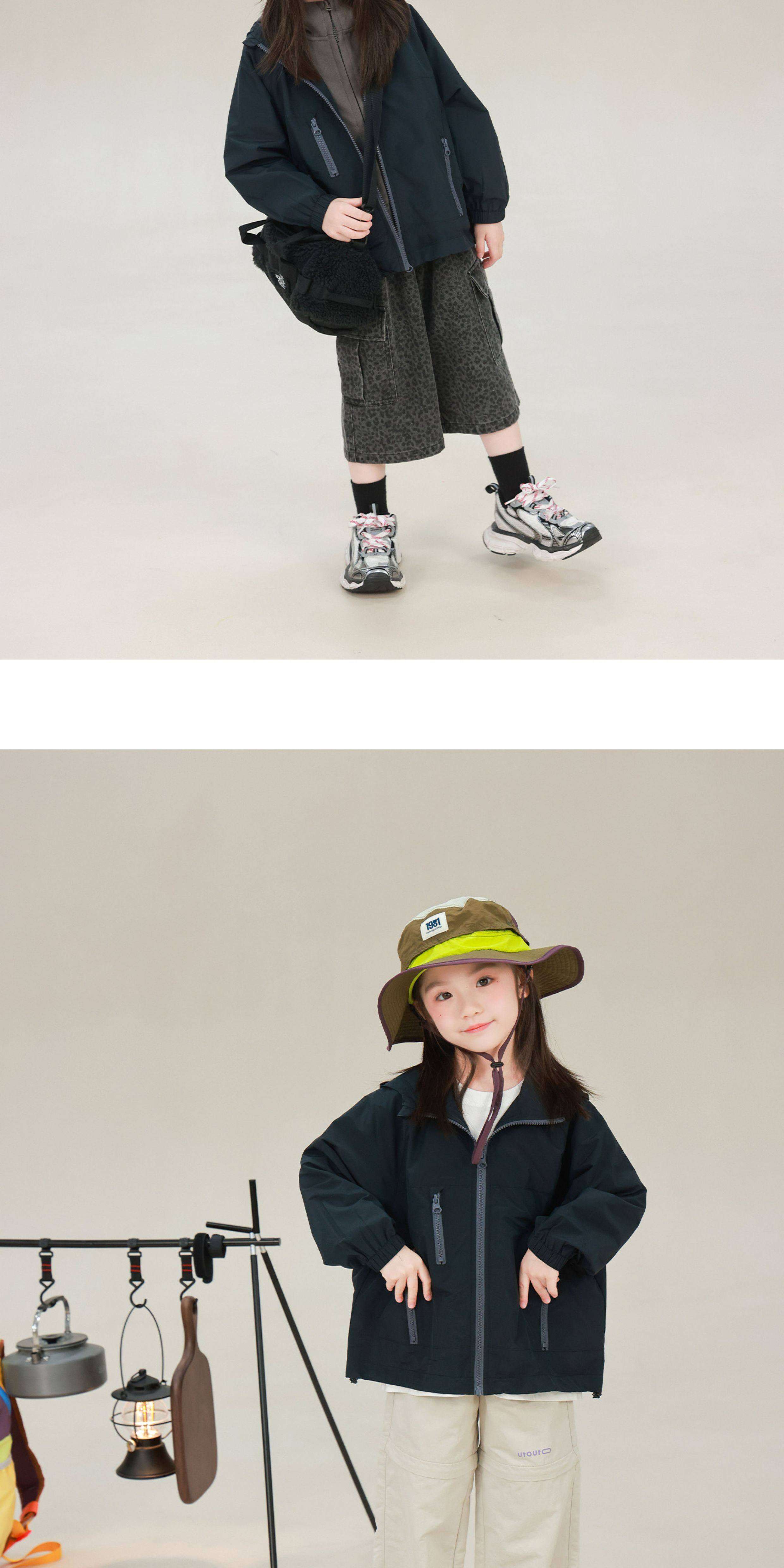 Big-Eared Elephant Girl's Solid Color Hooded Windbreaker Jacket 2026 Autumn New Model Lightweight Quick-Dry Windproof Top — 34