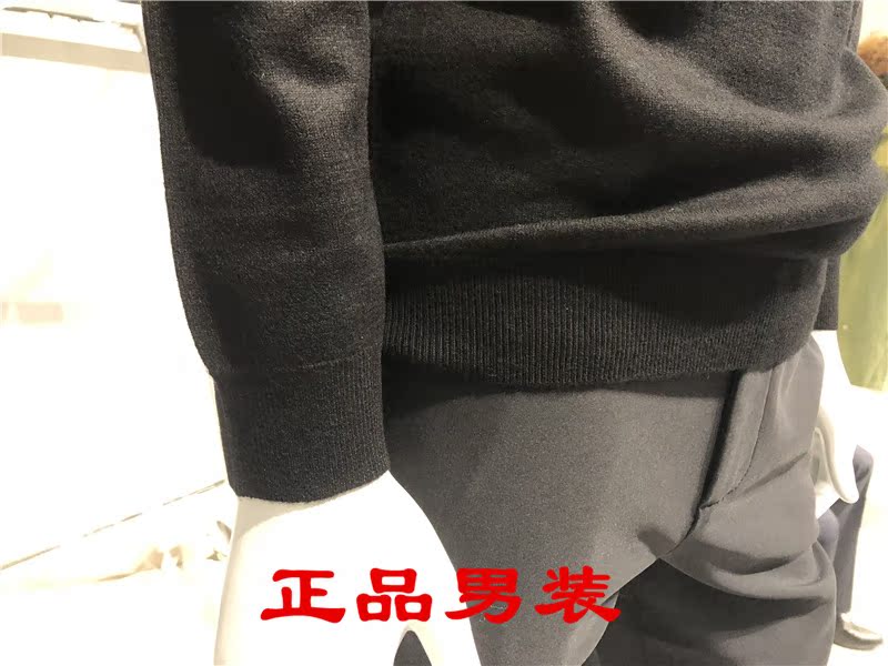 Áo len cao cổ cho nam có họa tiết hơi dày mùa thu đông mới thời trang kinh doanh mới Slim 100% len 2680 nhân dân tệ 3 màu áo sơ mi đen