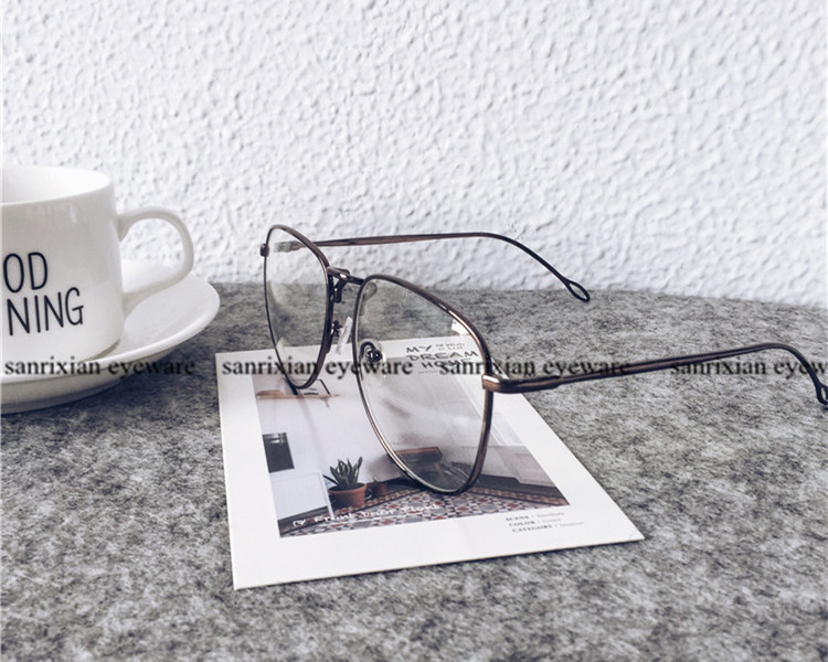 Montures de lunettes en Alliage cuivre-nickel - Ref 3140365 Image 45