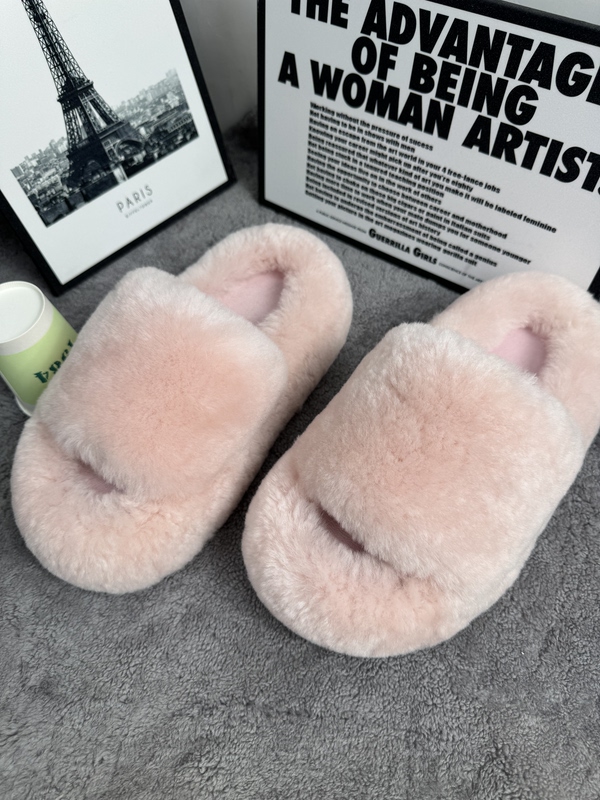 Big Fur Slippers, Thick-Soled Fur Slippers, Sheepskin Fur Integrated Niche Slippers Big Fur Slippers, Thick-Soled Fur Slippers, Sheepskin Fur Integrated Niche Slippers