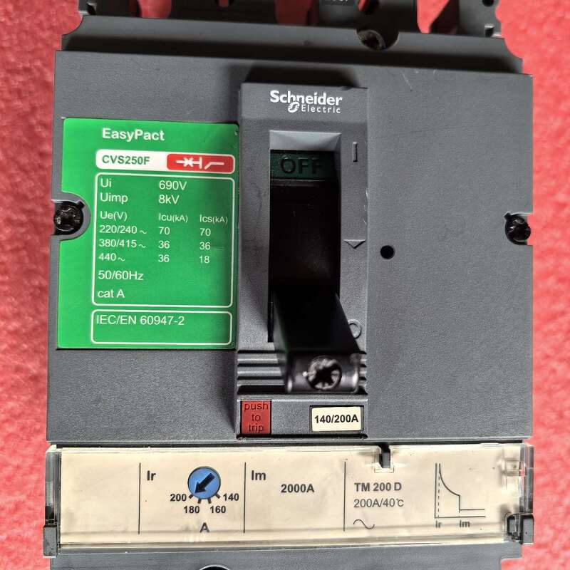 Repairable Circuit Breaker Cvs250F 3P Plastic Case Circuit Breaker 140/200 Negotiable Price