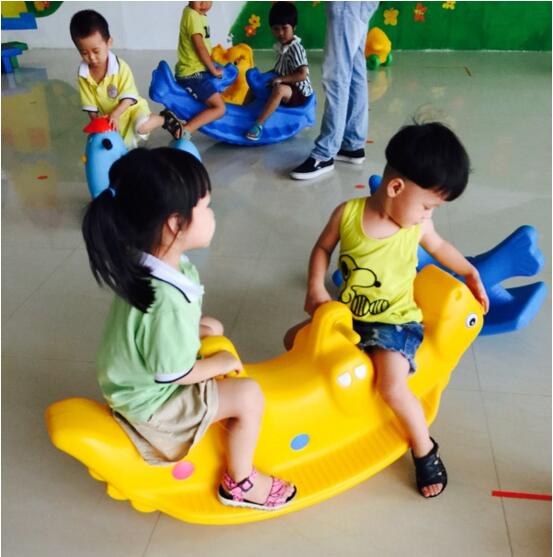 Double Trojan Horse Children's Toy indoor seesaw plastic shaking horse warp plate