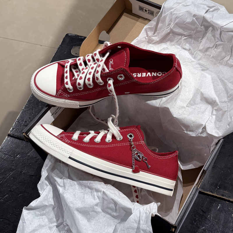 Converse All Star Valentine's Day Heart Red Low-Top Women's Casual Canvas Shoes A19057C