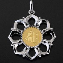 Sanskrit seed word pendant with great flash in the pan Sanskrit ornament in the pan Sanskrit hang Mie pendant pure gold hanging pendant Guanyin Bodhisattva