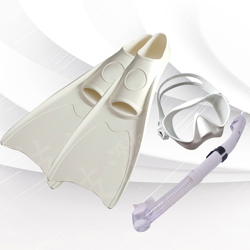 United States Deep6 diving snorkeling self-diving All white FL female Sambo