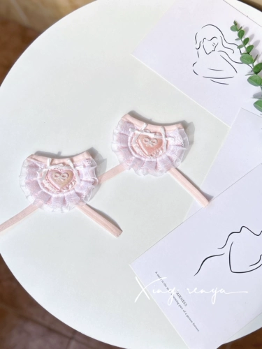 Оригинальная милая кукла с бантиком, нагрудник, слюнявчик, галстук-бабочка, домашний питомец