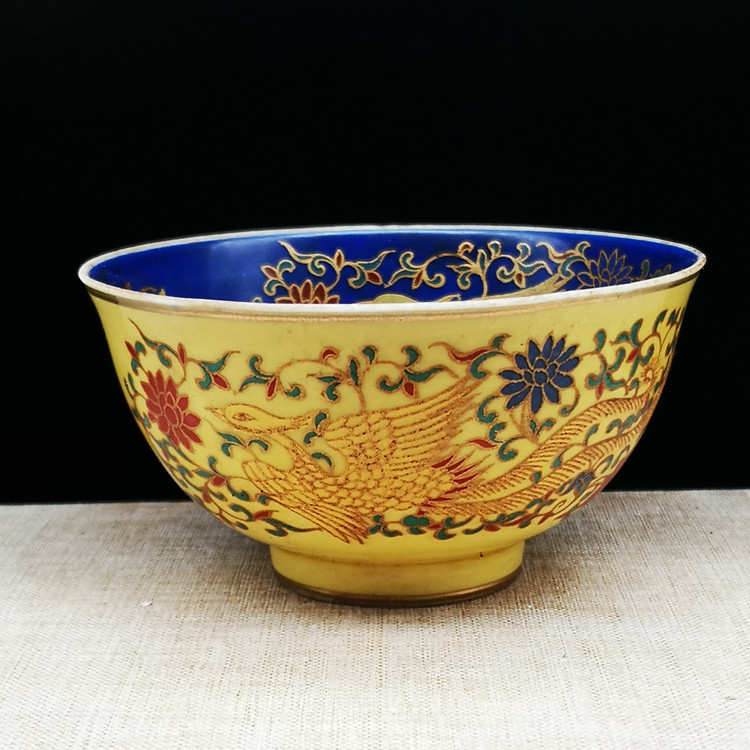 Daming Chenghua year-made yellow glaze bucket color flower phoenix pattern cup antique porcelain antique antique old goods collection decoration