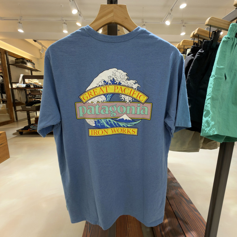26 Patagonia Great Waves Classic Crew Neck Recycled Cotton Short Sleeve T-Shirt for Men