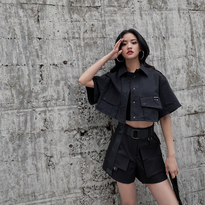 Black universe tooling jacket women's trendy brand thin short-sleeved shirt hot trendy loose and lazy wind small top