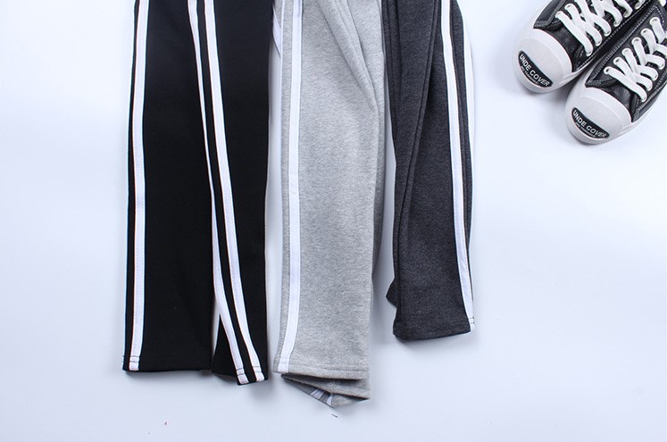 Mùa xuân và mùa thu mới hai bên trắng bó sát gầy gò đen hoang dã cao eo mỏng phần cotton thể thao quần short vải nữ hàn quốc