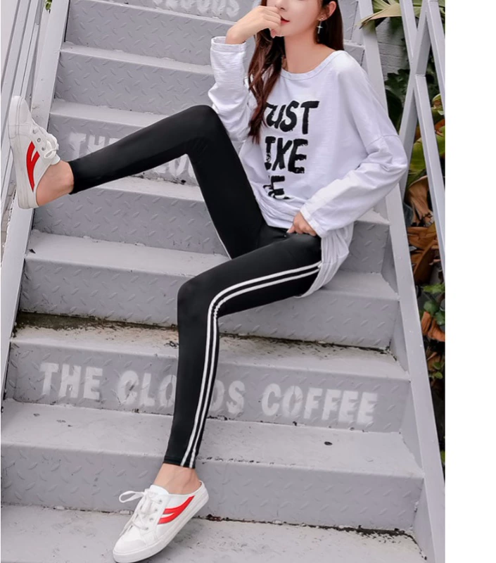 Mùa thu thể thao sọc dọc modal cotton xà cạp nữ bên thanh sọc trắng mặc eo cao chín điểm quần kích thước lớn
