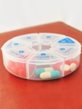 Круглый экспорт KM Small Pill Box 7 сетки портативной большой емкости