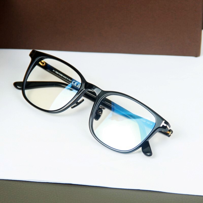 Original High-Quality Tf5925 Glasses with Tortoiseshell-Colored Frames, Can Be Equipped with Blue Light Blocking Lenses for High Prescription