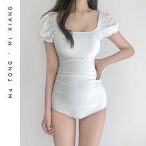 South Korea ins short sleeve one-piece swimsuit womens belly thin belly and backless conservative beach hot spring resort swimsuit