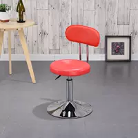 Красная вода приведите к заднему диску