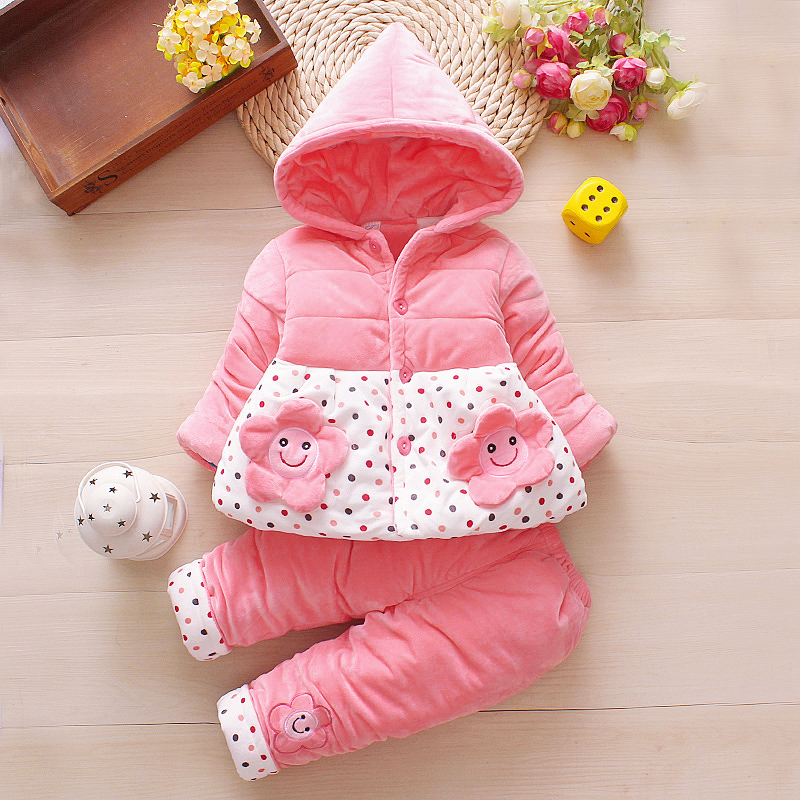 Bé gái mặc mùa thu đông mẫu bé 3-9 tháng mùa đông bé 0-1-2 tuổi áo khoác cotton dày quần ống rộng cho bé gái
