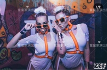 TT Fluorescent Collision Color Bar Gogo Acting Out of Nightclub Ds Plays Out of Fluorescent Play Interaction