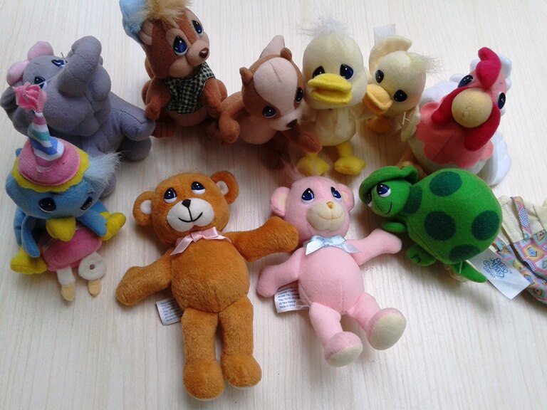 Precious Water Drop Doll Hand Puppet Playmate Cute Cute Doll Small Sofa