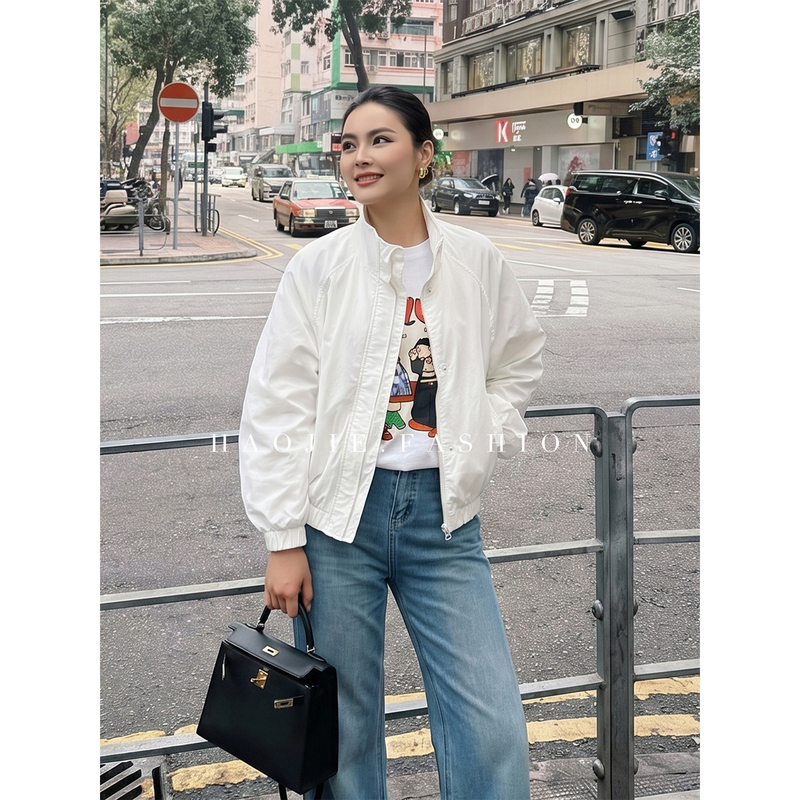 Hao Jie's Casual Aesthetic White Stand-Up Collar Zipper Jacket for Women, New Short Long-Sleeved Cardigan Loose Top for Spring and Summer