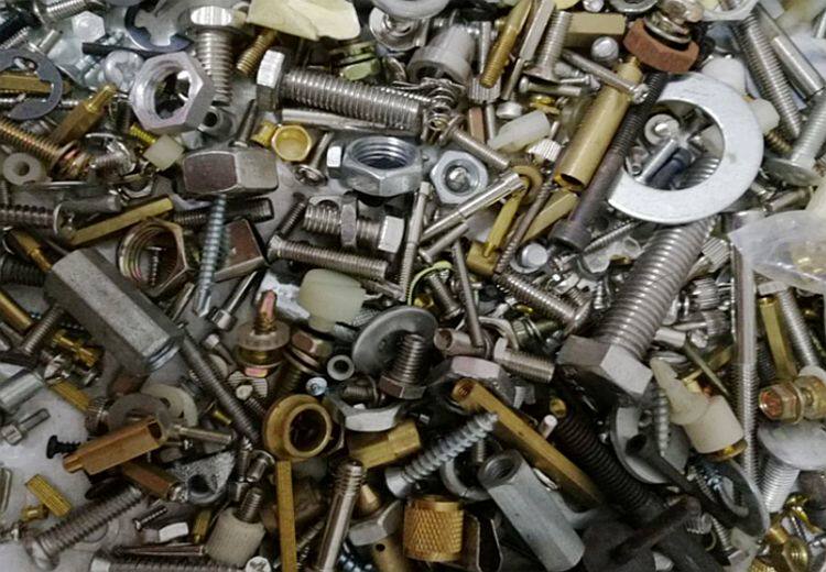 Set to make non-labeled copper iron aluminum stainless steel various materials Special precision non-standard five gold pieces non-standard screw pieces