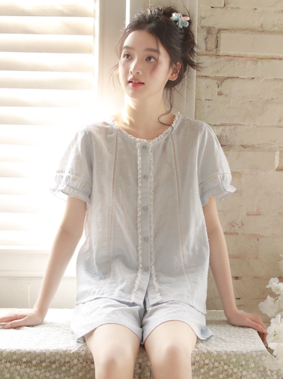 2025 New Summer Women's Pajamas Short-Sleeved Shorts French Pure Cotton Gauze Large Size Home Wear Set That Can Be Worn Outside