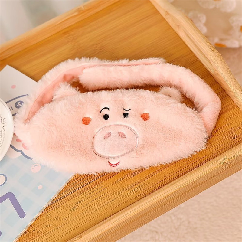 In cute cartoon powder pigs shade eye cover plush breathable ice dressing students nap eye-guarding pillow plane travel