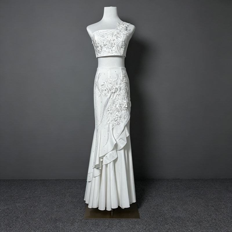 Dai Ethnic Dance Costume, Peach and Plum Cup Performance Item, One-Shoulder Embroidered Floral Fishtail Skirt, Performance Outfit, Same Style as Yue Niao Stage Costume