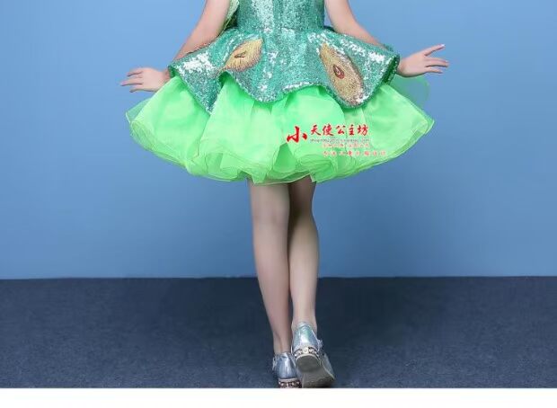 Người mẫu catwalk váy cô gái trang phục trẻ em trình diễn váy fluffy váy trẻ em mặc con công váy công chúa - Váy trẻ em shop quần áo trẻ em