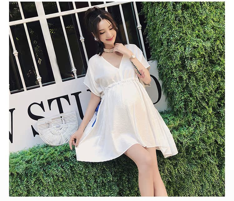 Thai sản dress mùa hè 2018 thai sản mới dress đen tính khí V-Cổ dài ngắn tay voan thai sản dress