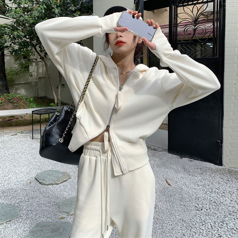 Sweater suit women's spring and autumn 2022 new fashion nets Red Fried Street Foreign Pie small fragrant wind casual sportswear Two sets