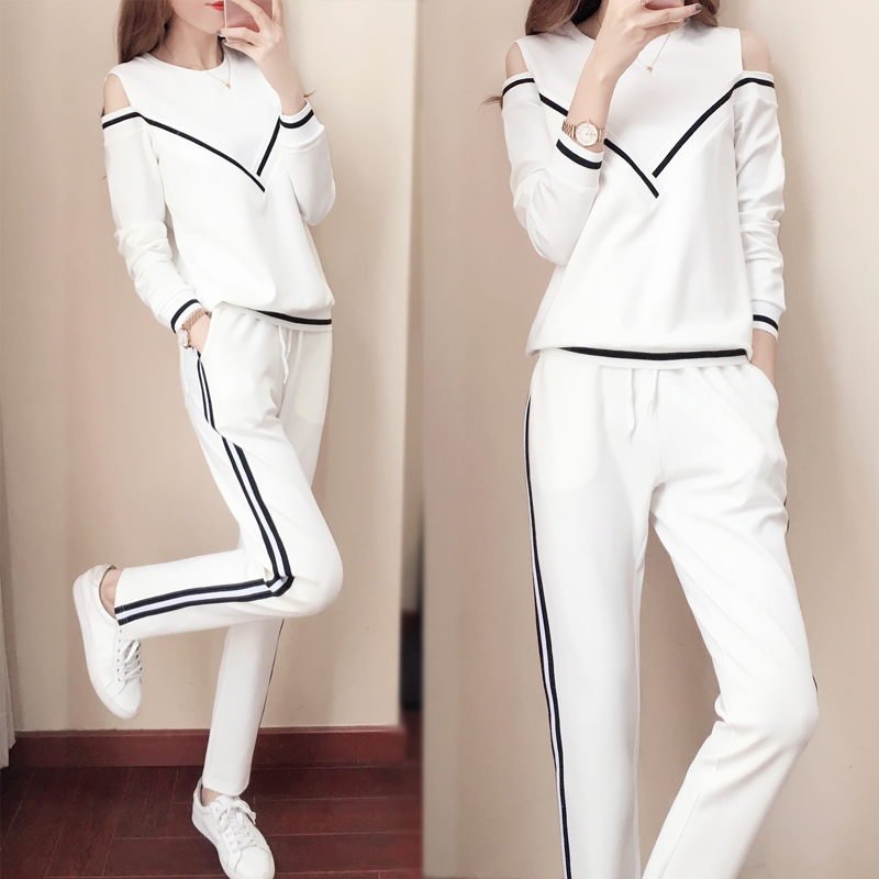 2022 new spring and autumn suits women's fashion casual wear net red fried street white sportswear sweater strapless two-piece suit