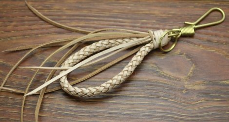 Custom imported vegetable tanned leather 3mm first layer cowhide rope handmade 8 strands woven keychain car keychain for boyfriend