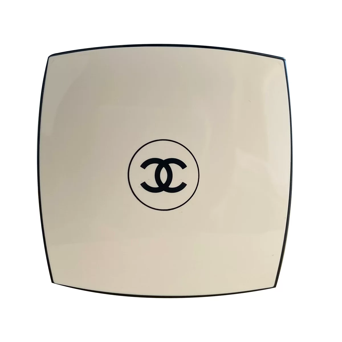 Палетка теней для век CHANEL/Chanel бежево-четырехцветная палетка: белый персик, тени глаза, нежно-розовый, тёплый тёплый оттенок