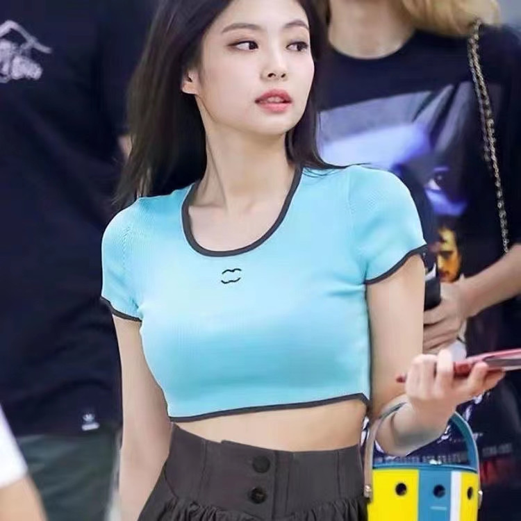 Jennie Style T-Shirt, Slim Fit Short Top for Women, Summer, Midriff-Baring, Vintage Chanel Style Top
