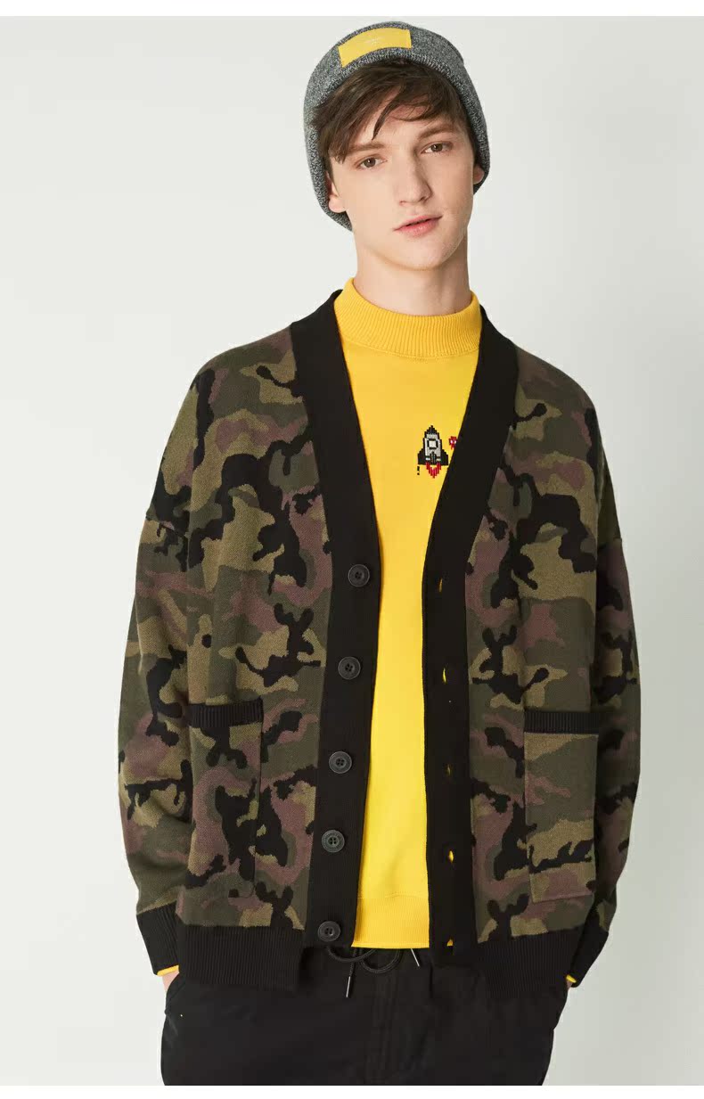 C & A Ngụy trang Jacquard V-cổ Nút áo khoác cardigan Áo len nam lỏng lẻo áo len CA200212000 áo khoác cardigan nam