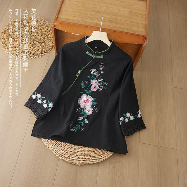 ເສື້ອເຊີດ linen ຄໍລໍາ embroidered ທີ່ສວຍງາມຂອງຊາດຈີນແບບໃຫມ່ສໍາລັບແມ່ຍິງ summer temperament high-end ປຸ່ມຝ້າຍແລະ linen ແຂນສາມສ່ວນສີ່