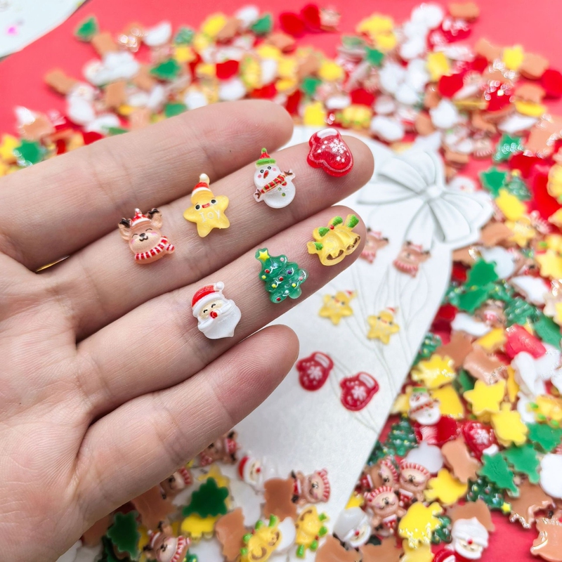 Popular Christmas Series Three-Dimensional Cute Christmas Tree Bells Mini Stars Handmade DIY Decoration Resin Materials
