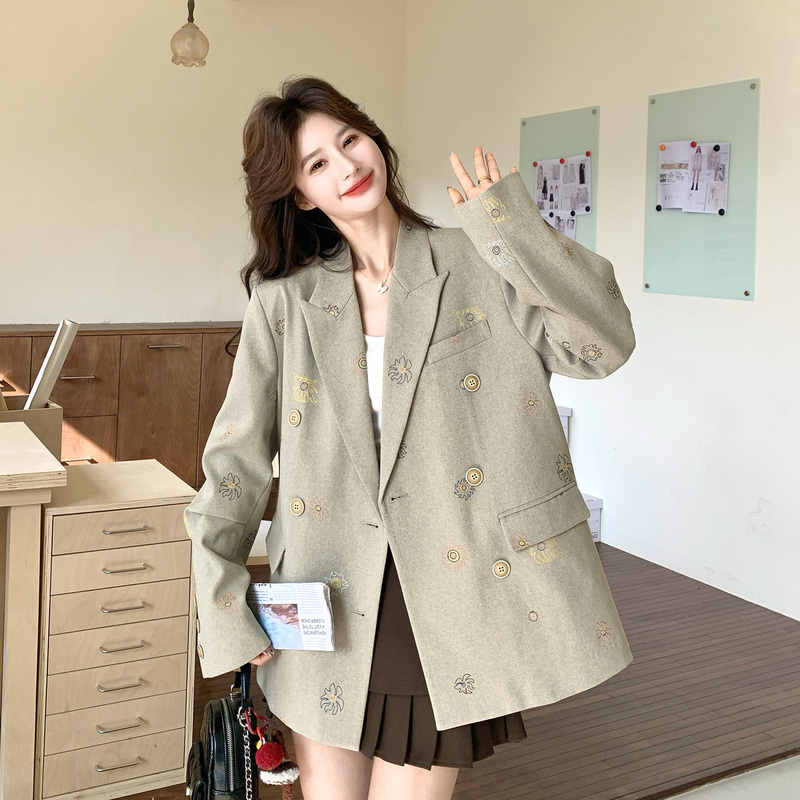 Beimuqi Khaki Double-Breasted Blazer for Women 2026 Spring Korean Style Embroidered Floral Design Suit