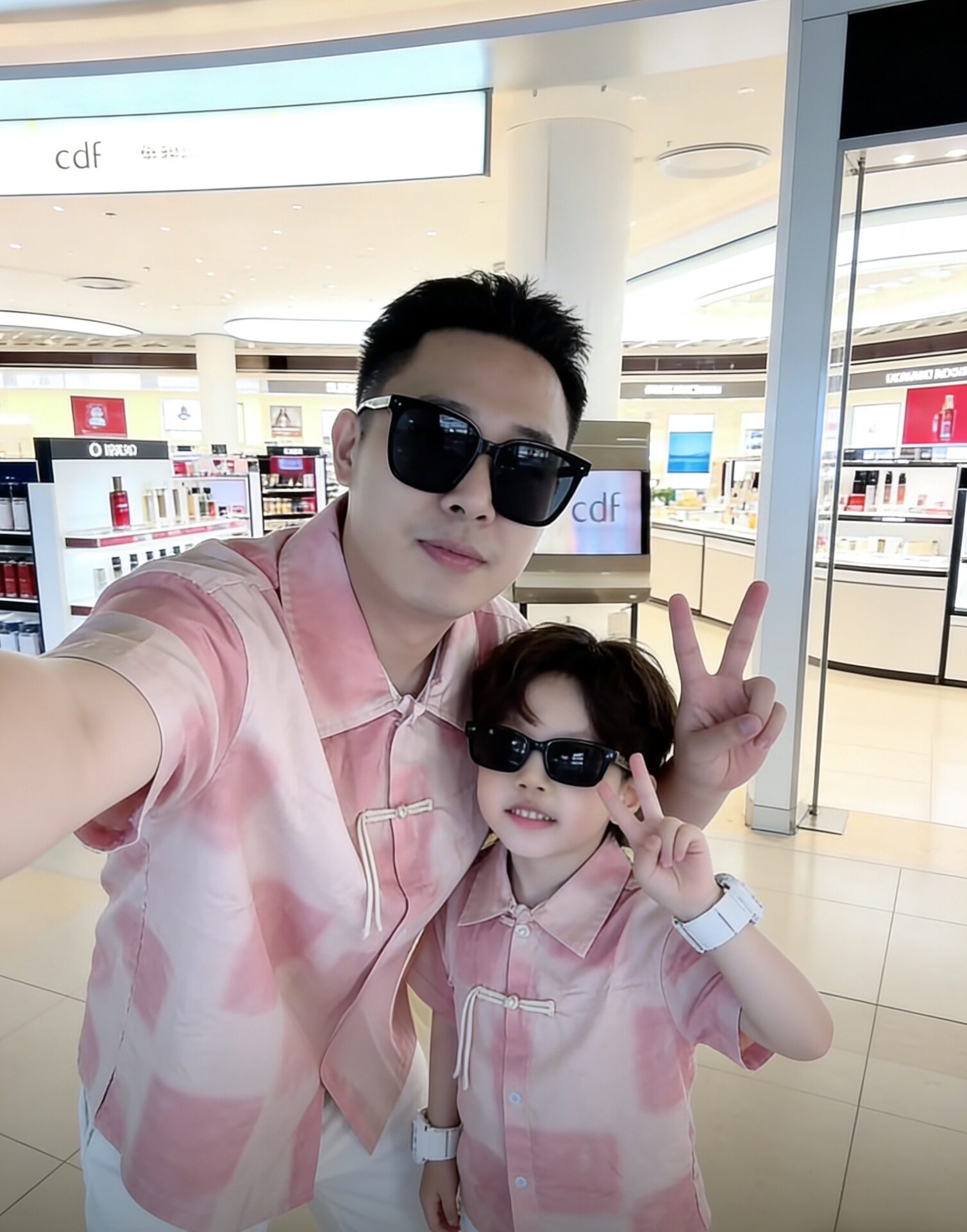 沙滩亲子装一家三四口新中式盘扣扎染母女渐变吊带裙海边度假套装 — 4