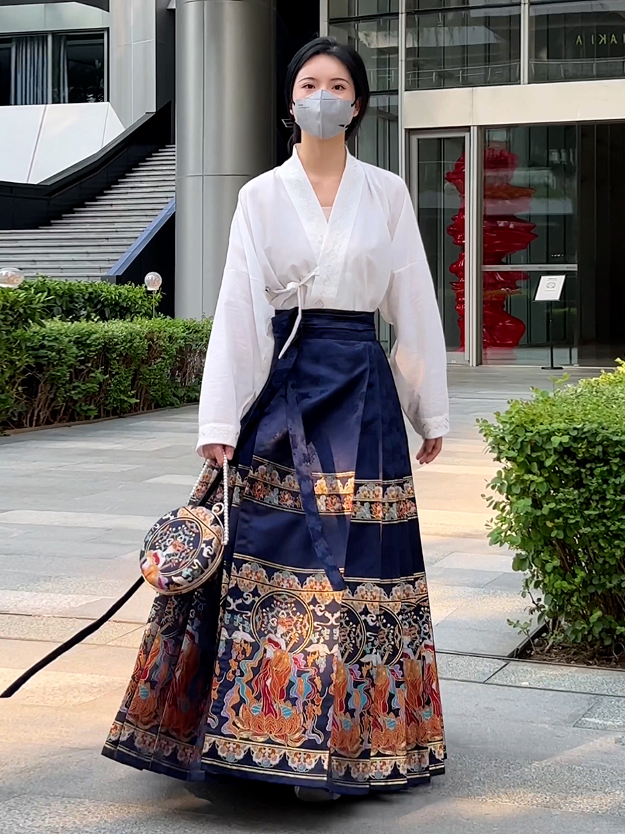 刺繍漢服 中華服 チャイナ服 撮影 演奏会 花火会 パーティー